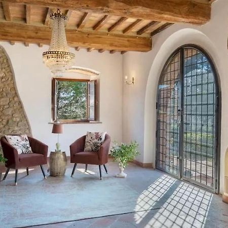 Villa La Lespa Wpool Biliardo And Lake View Casa Sant'Andrea Εξωτερικό φωτογραφία