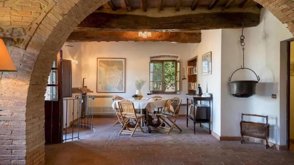 Villa La Lespa Wpool Biliardo And Lake View Casa Sant'Andrea Εξωτερικό φωτογραφία
