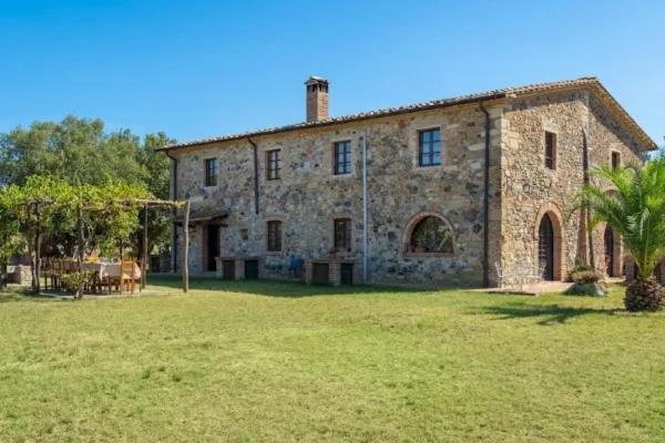 Villa La Lespa Wpool Biliardo And Lake View Casa Sant'Andrea Εξωτερικό φωτογραφία