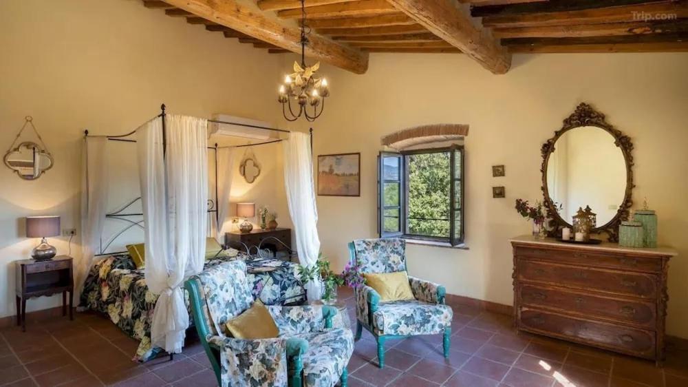 Villa La Lespa Wpool Biliardo And Lake View Casa Sant'Andrea Εξωτερικό φωτογραφία